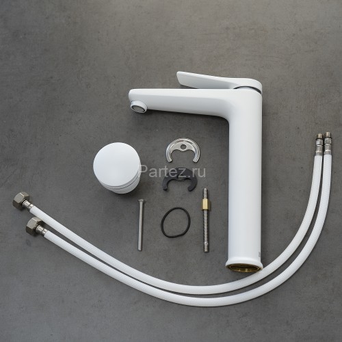 Смеситель Lemark Bronx LM3709MW для раковины монолитный