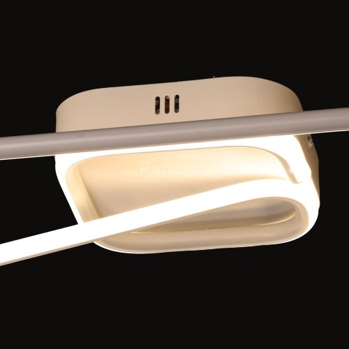 Потолочная люстра DeMarkt 108010301